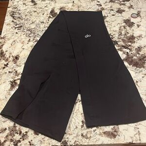 ALO yoga pants